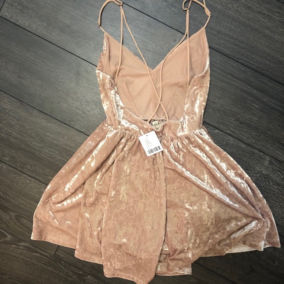 Romper - Picture 4 of 4